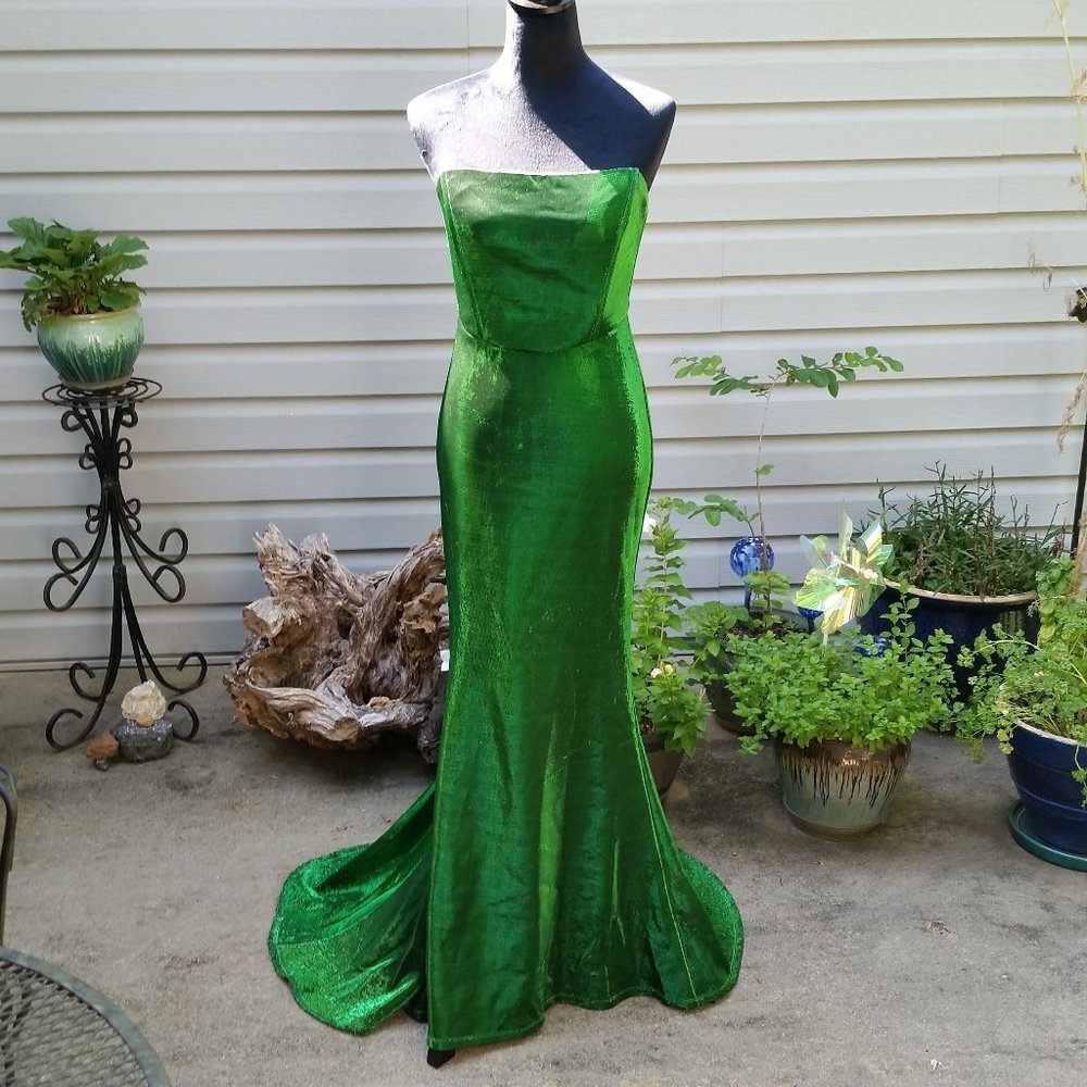SHIMMERING GREEN SIZE L COSTUME DRESS BONING IN TOP & MERMAID TAIL